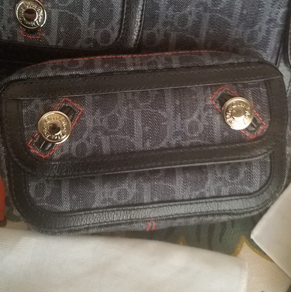 ❤❤❤CHRISTIAN DIOR FLIGHT Cosmetic Bag - Picture 2 of 3